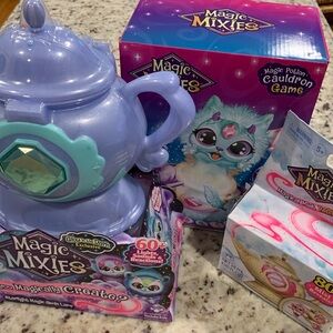 New in box Magic Mixies lot